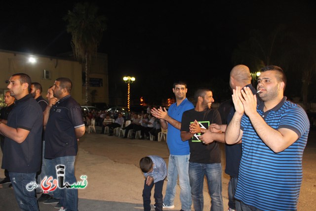 فيديو: ال انيس يحتفلون بسهرة حناء ابنهم كرم اياد احمد انيس عامر على انغام المطرب فتح الله متاني وشادي متاني  .